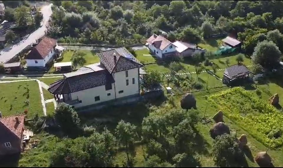 Apartament La Vilă Apartment in Romania
