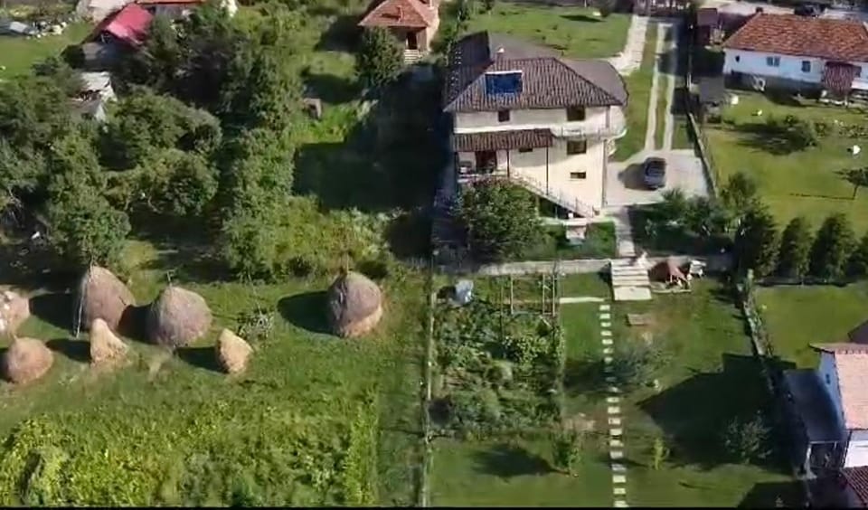 Apartament La Vilă Apartment in Romania