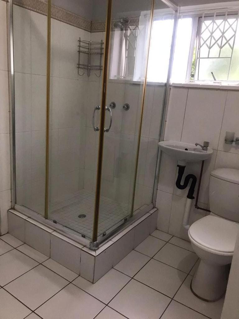 Everly4 Guest Apartment Apartment in Durban