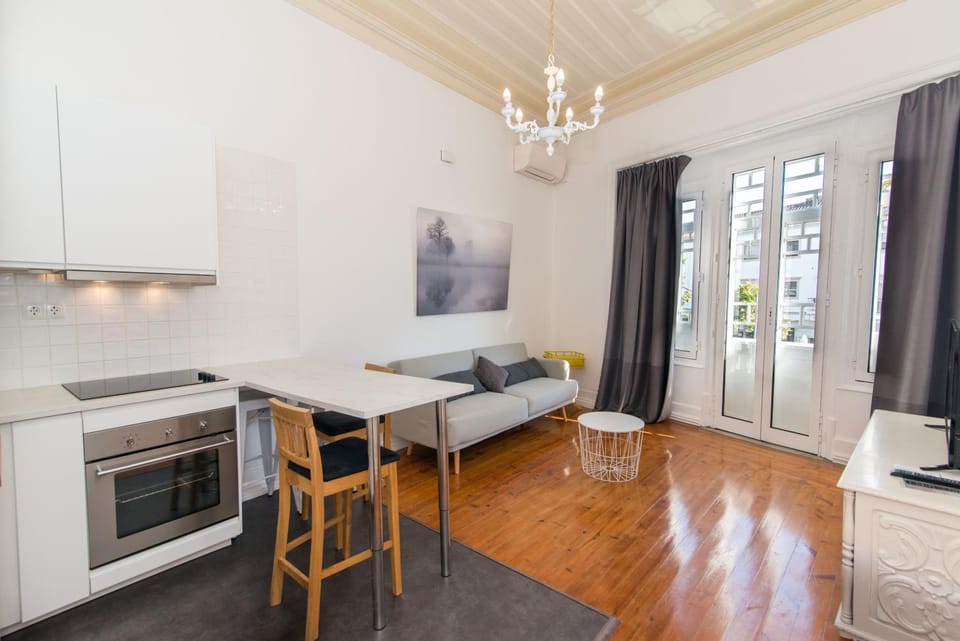 Kitchen or kitchenette, Living room, Dining area