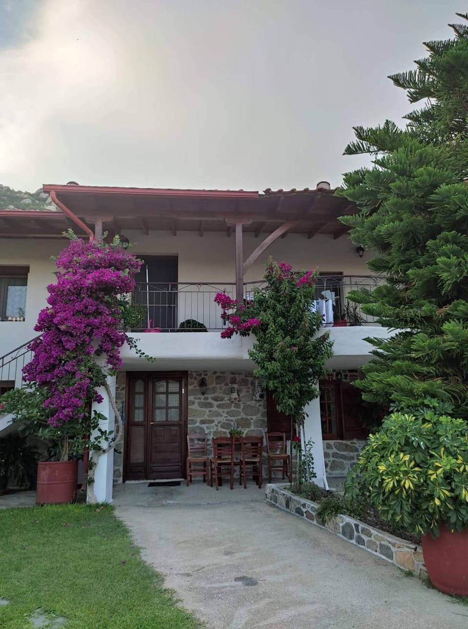 Property building, Facade/entrance