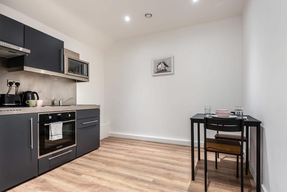 Modern and Bright Studio in Central Sheffield Apartment in Sheffield