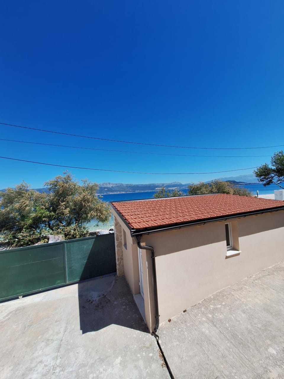 Grandpa's beach house House in Šibenik-Knin County, Croatia
