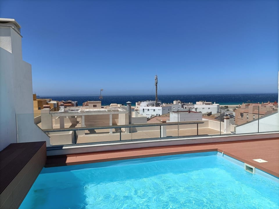 Pool view, Swimming pool