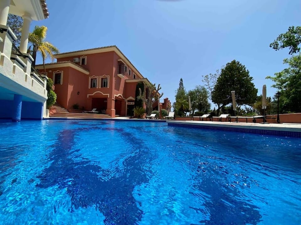 Property building, Swimming pool