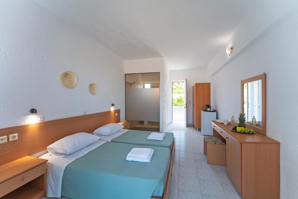 Bed, Photo of the whole room, Bedroom, towels, wardrobe