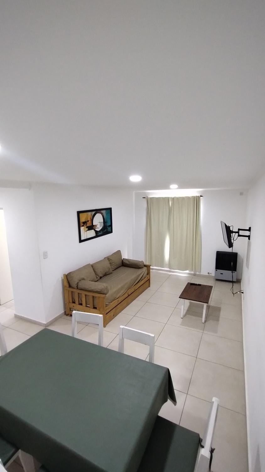 Communal lounge/ TV room, TV and multimedia, Seating area, Dining area