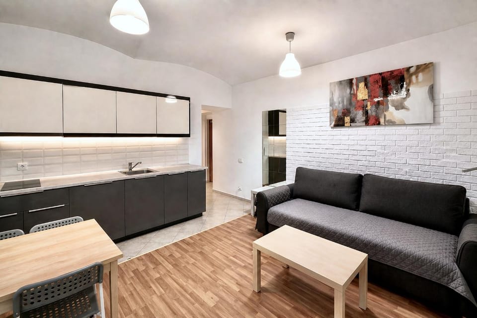Living room, Seating area, Dining area, dishwasher, internet, microwave, pet friendly, stove, kitchen