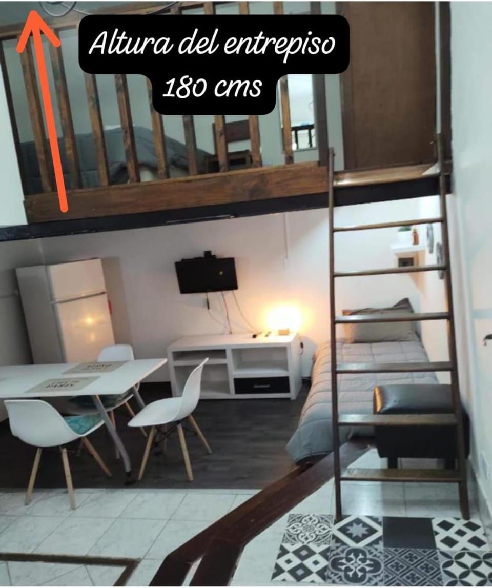 Monoambiente con Entrepiso Apartment in Buenos Aires