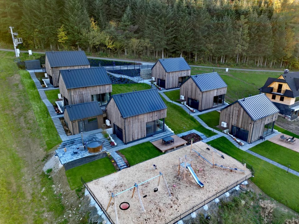 Property building, Natural landscape, Bird's eye view, Garden view