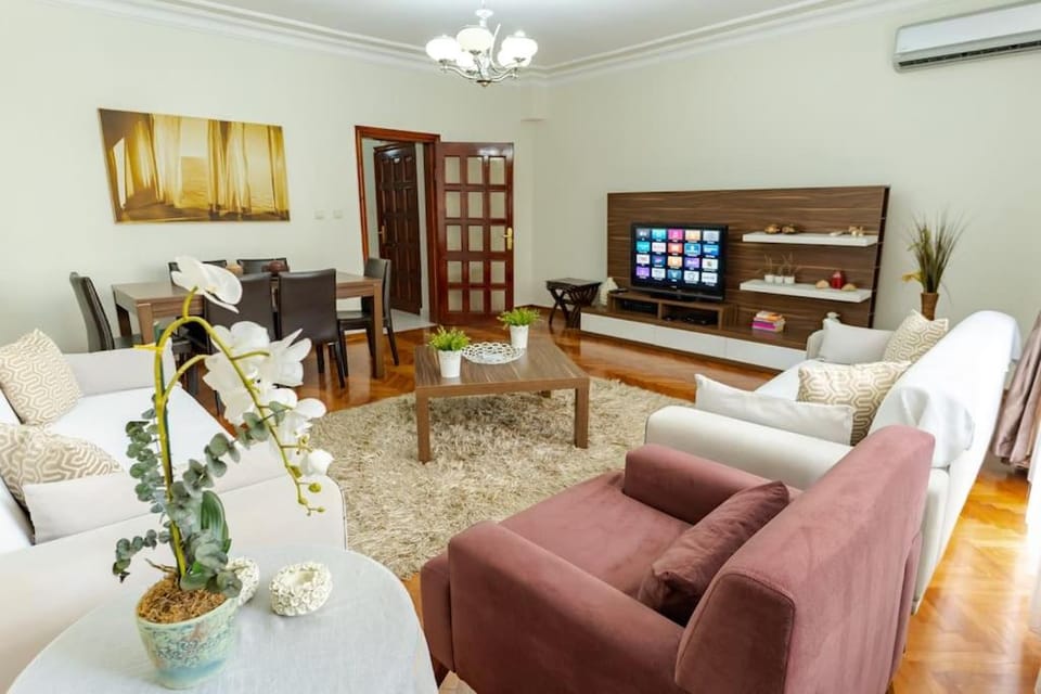 Living room, Seating area