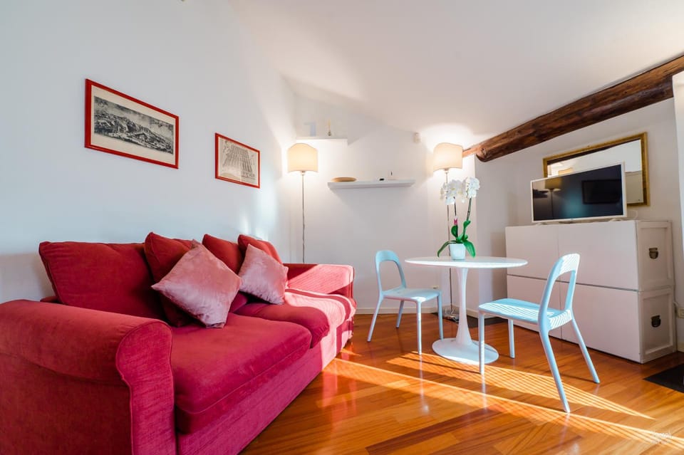 FEEL - Central Terrace Apartment in Bergamo