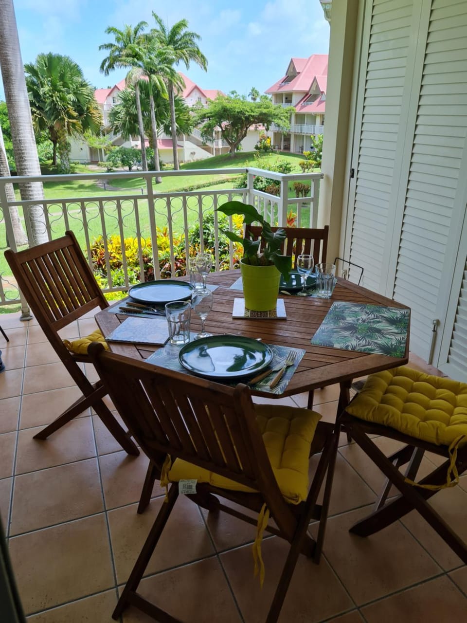 Balcony/Terrace, Dining area