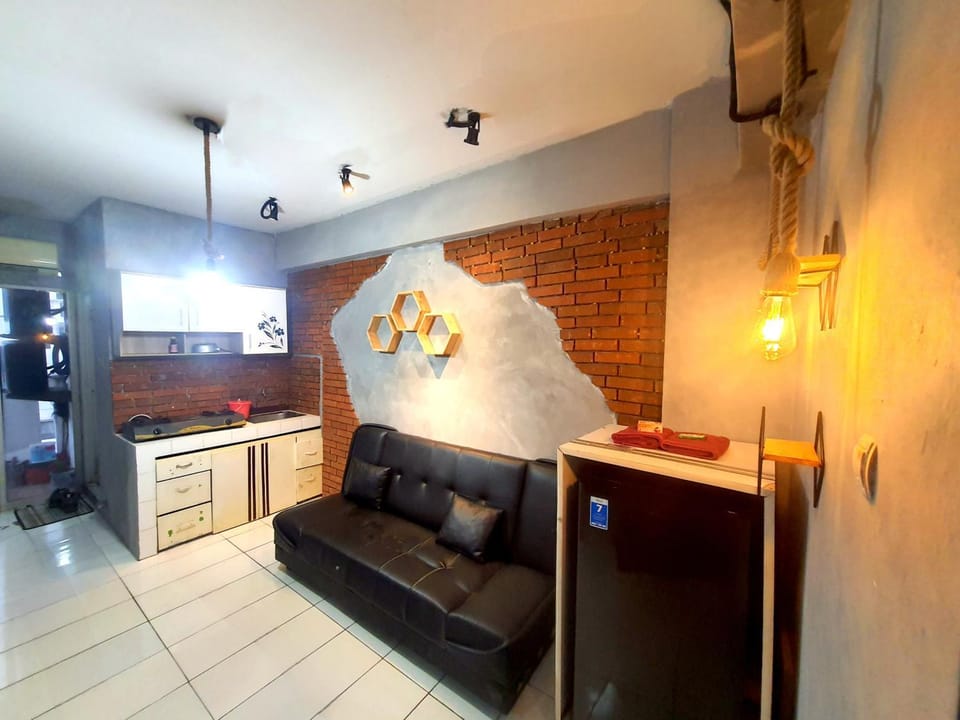 Cibubur Village Apartment by Sang Living Apartment in West Java