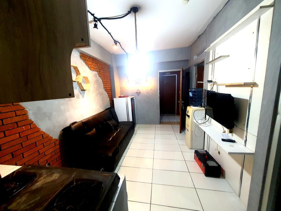 Cibubur Village Apartment by Sang Living Apartment in West Java