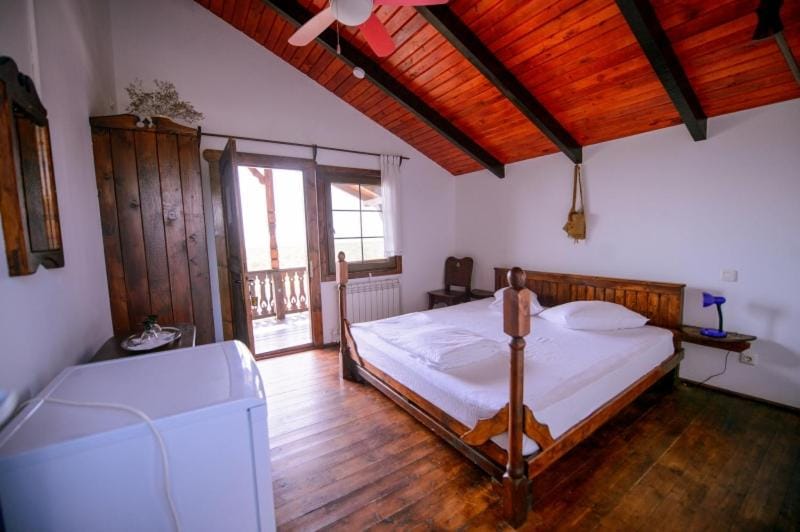 Casa Pescareasca - Complex Plaja Golf Bed and Breakfast in Constanța County