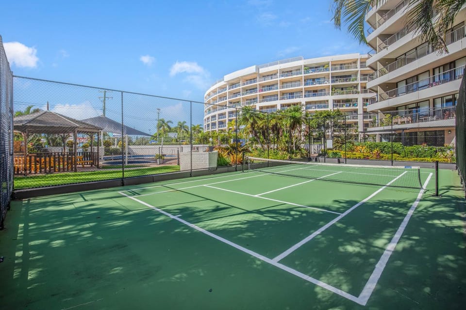 Palmerston Tower on Southport Broadwater Resort in Main Beach