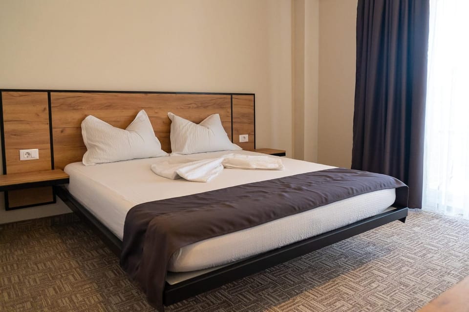 Bed, Photo of the whole room