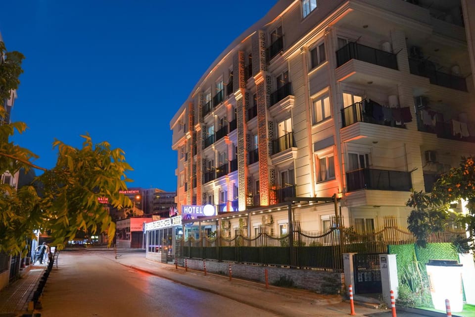 Property building, Night, Neighbourhood, City view, Street view, Location