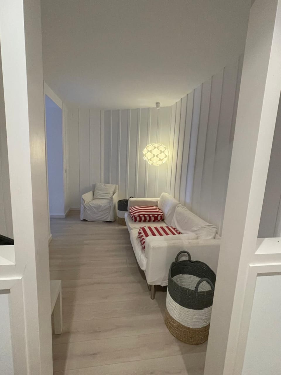 Staff, Communal lounge/ TV room, Lobby or reception