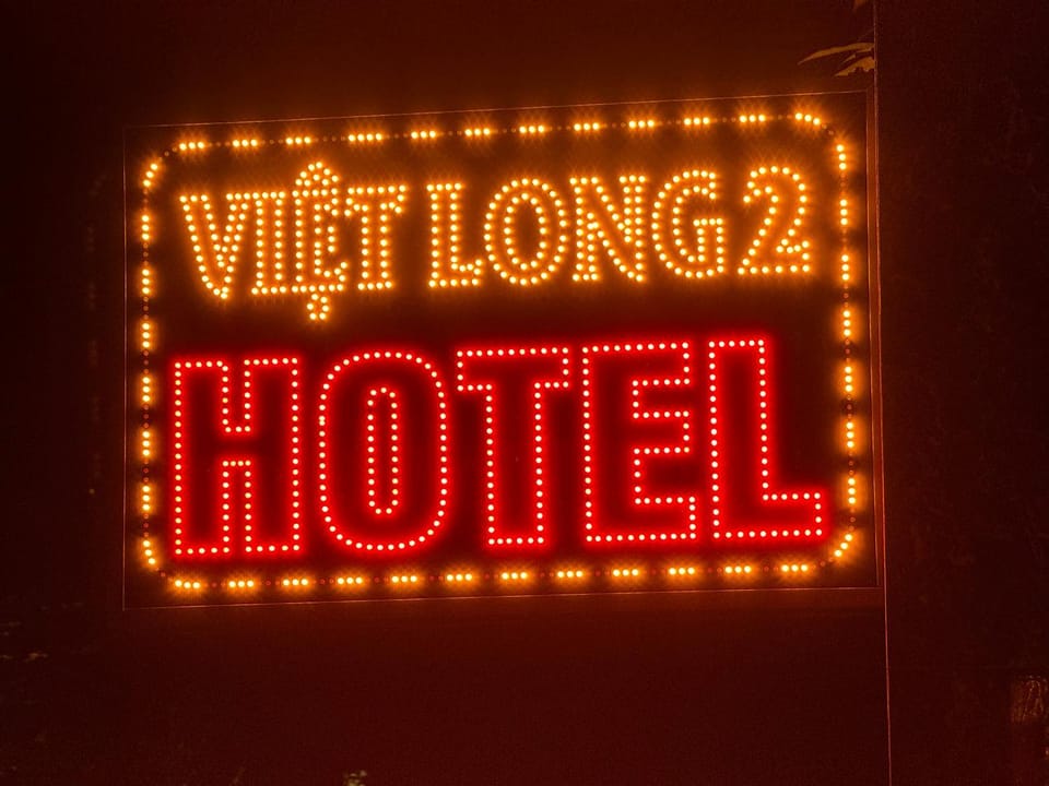 Việt Long 2 hotel Love hotel in Laos