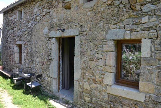 Chambre d'hôtes avec salon privatif en Cévennes Gardoises Bed and Breakfast in Occitanie