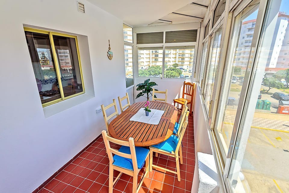 Patio, Balcony/Terrace, Dining area, Pool view, Sea view, Swimming pool