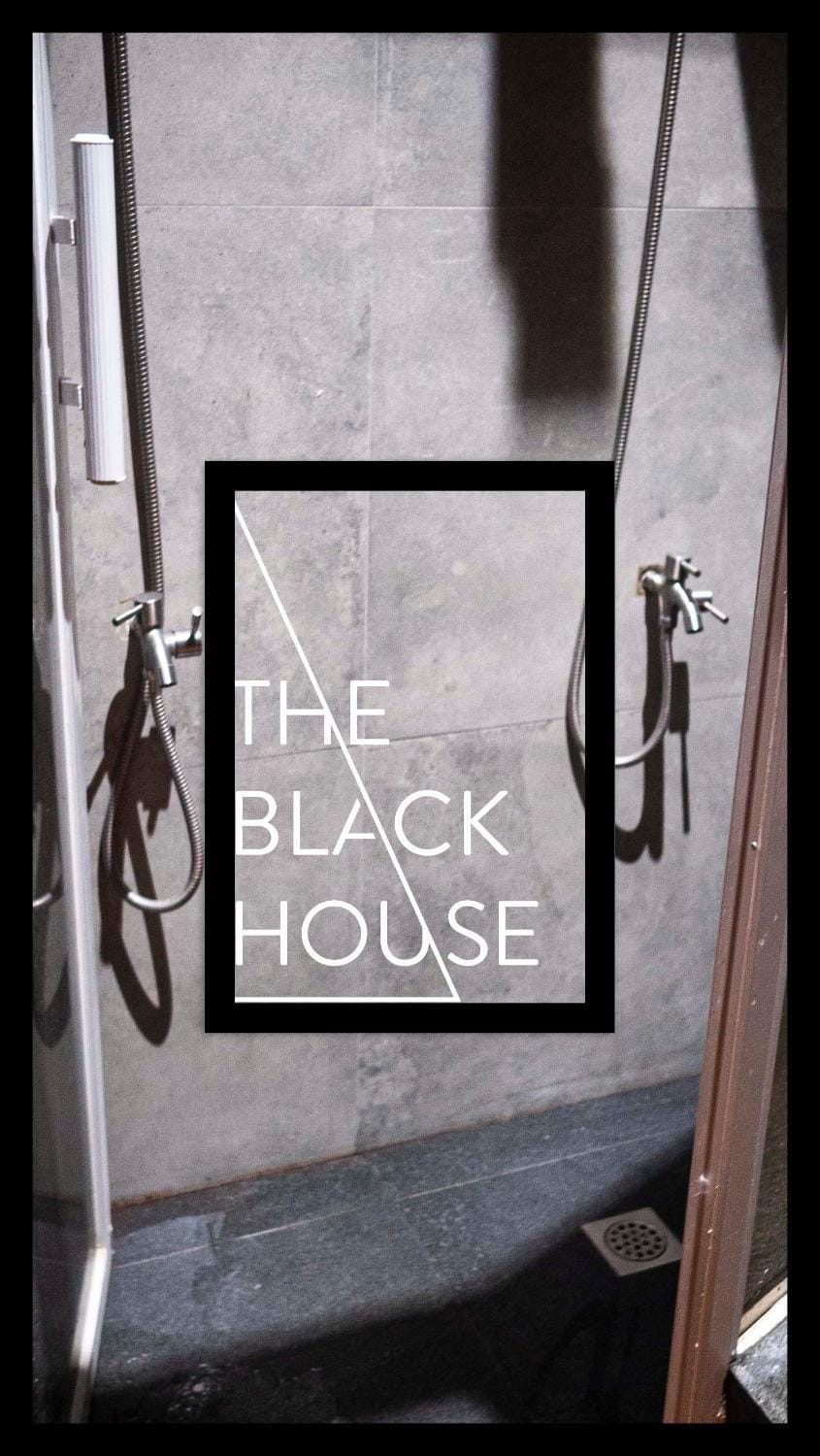 The Black House Villa in Bacoor