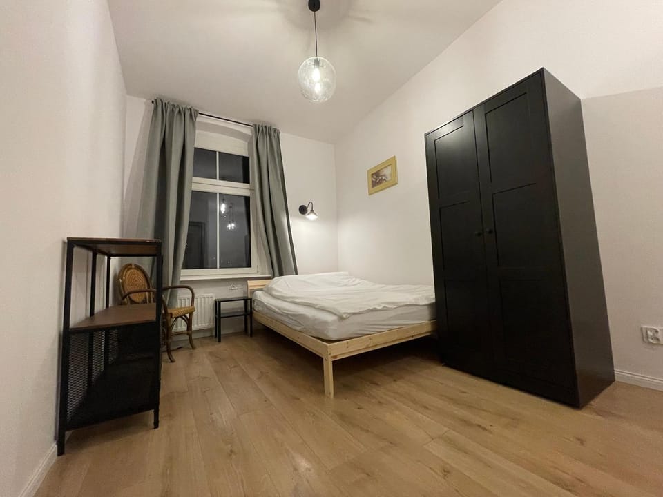 Bed, Photo of the whole room, Bedroom, wardrobe