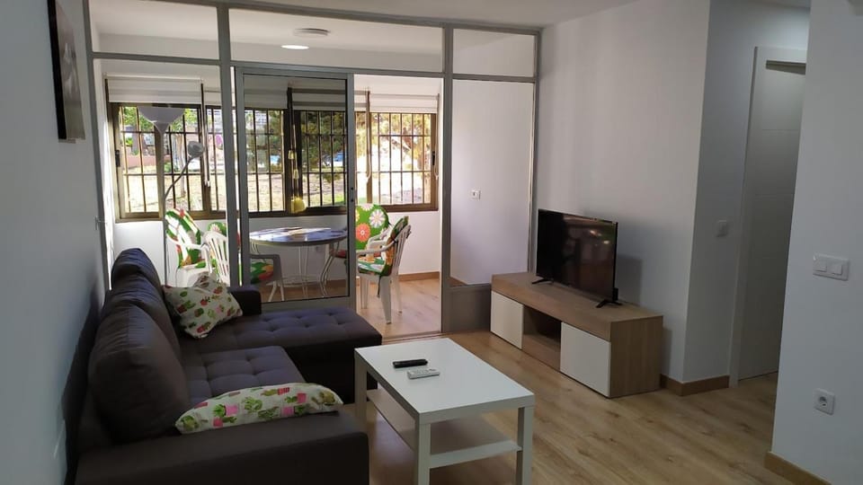Living room, Photo of the whole room