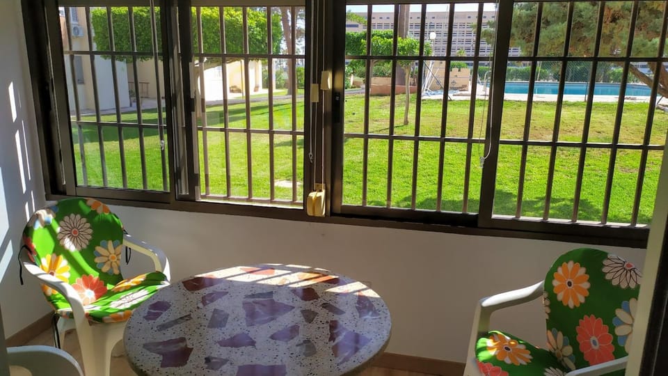 Balcony/Terrace, Garden view