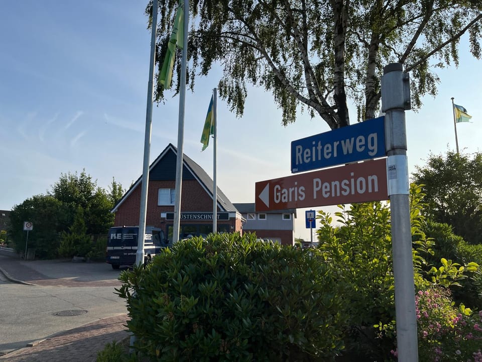 Property building, Street view, Quiet street view