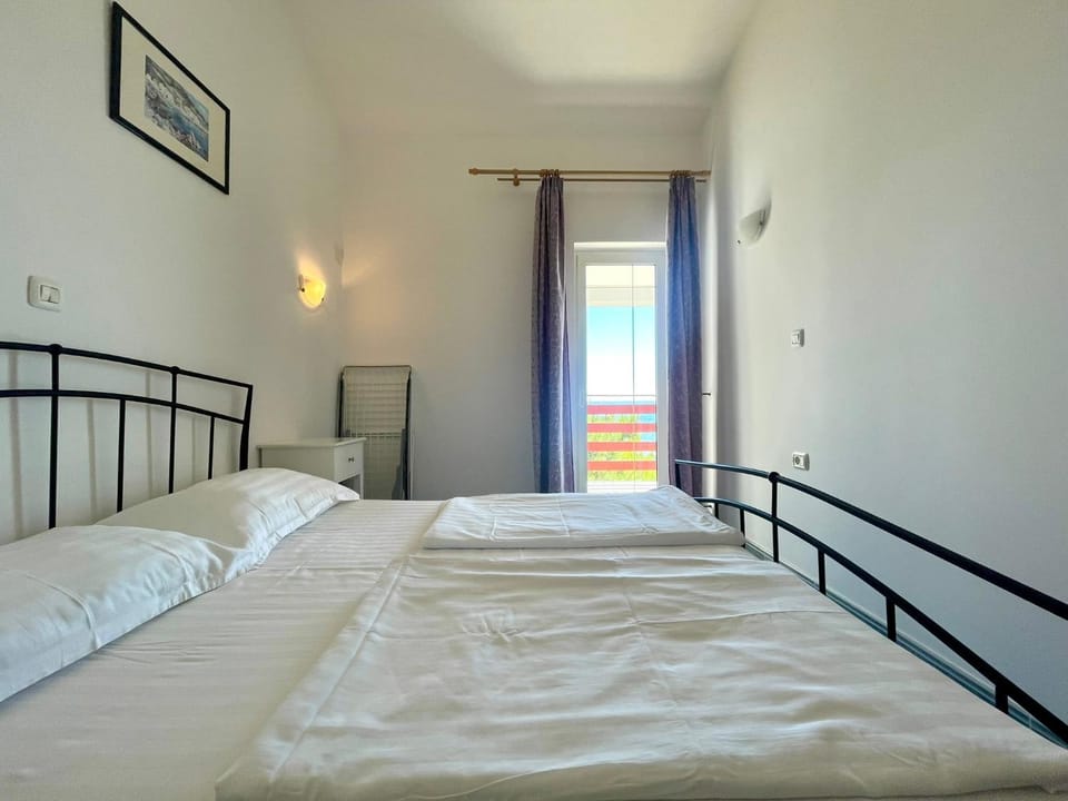 Bedroom, Sea view