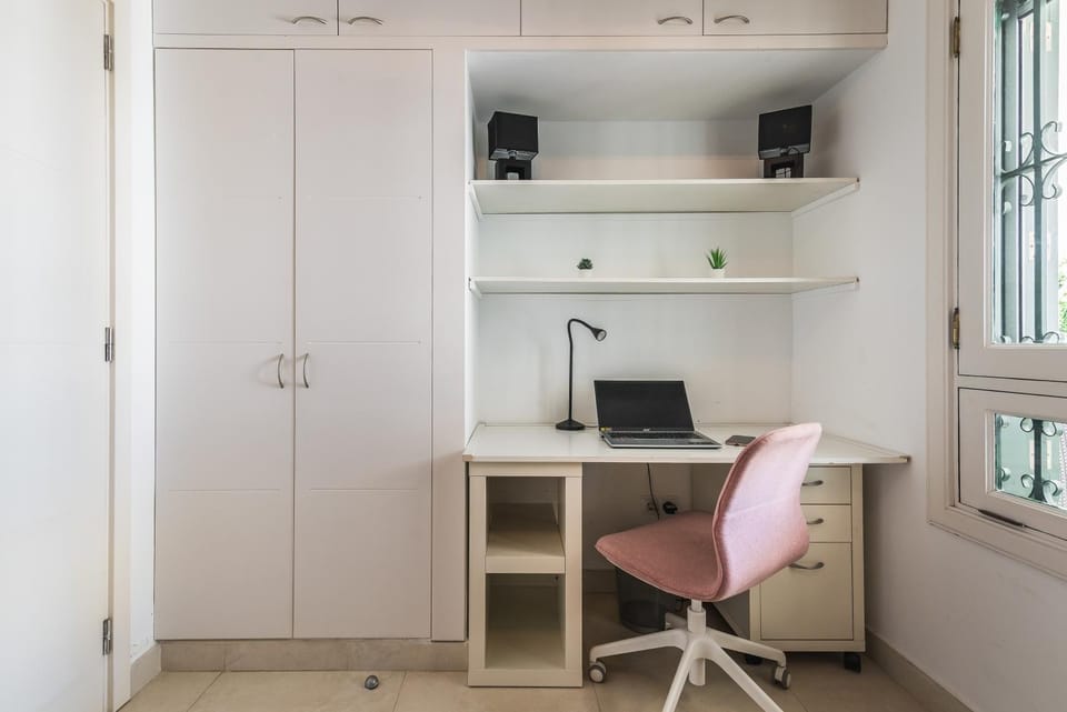 Seating area, wardrobe