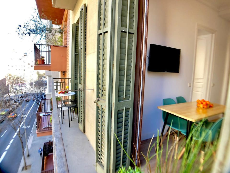 LEPANTO APARTMENTS 150m FROM SAGRADA FAMILIA Apartment in Barcelona