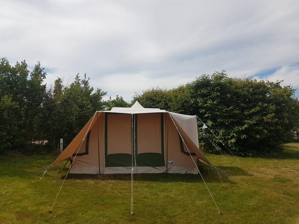 Ameland tentenverhuur ATV Luxury tent in Friesland, Netherlands