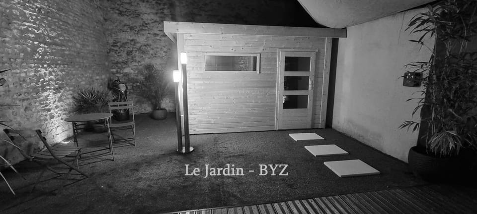 Bayeuzen Le Jardin - Nuit Romantique et Spa Privatif Bayeux Villa in Bayeux