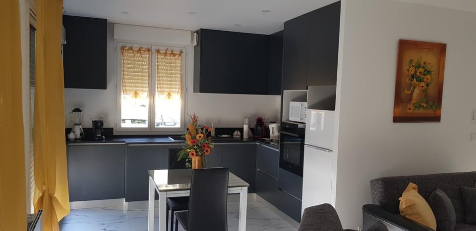 La roseraie House in Amboise