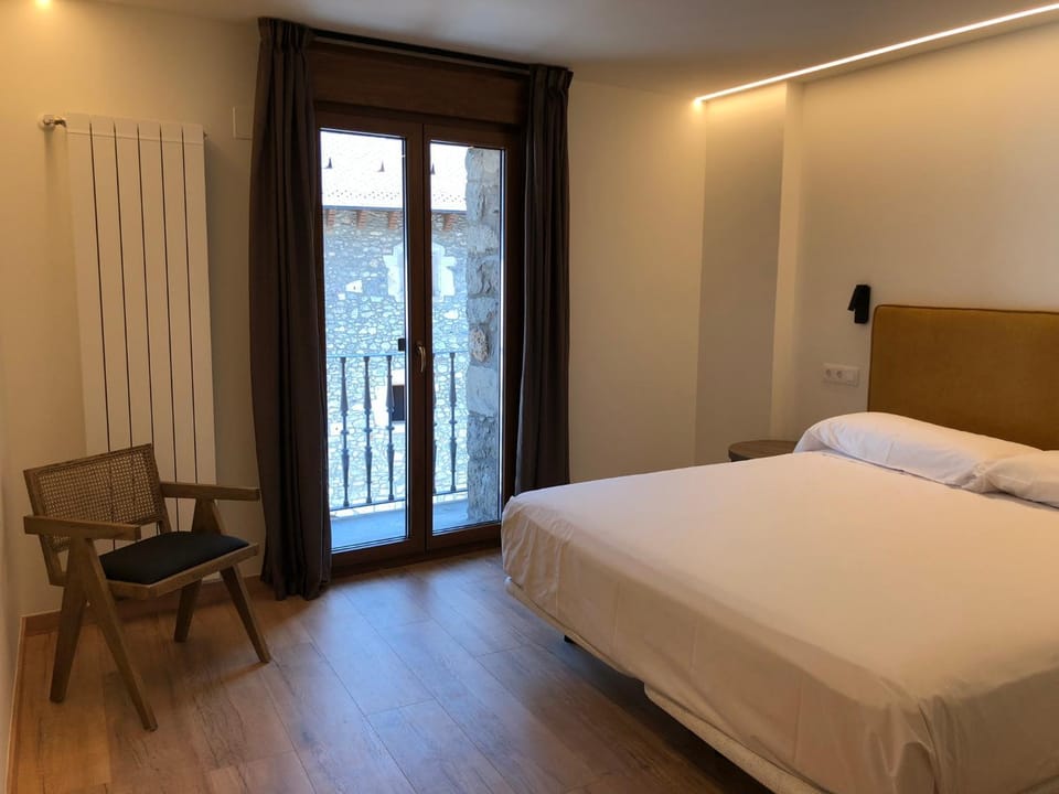 Bed, View (from property/room)