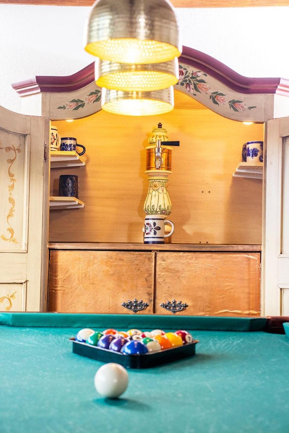 Billiard, Living room