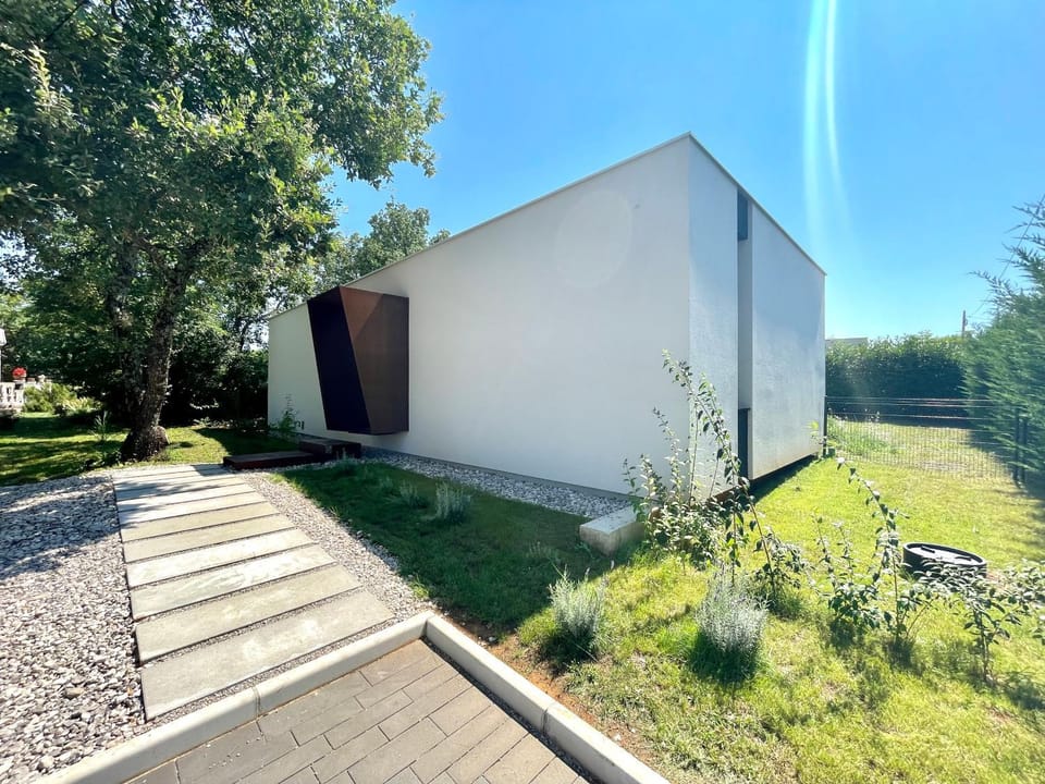 House Kova- homage to coalmining House in Istria County