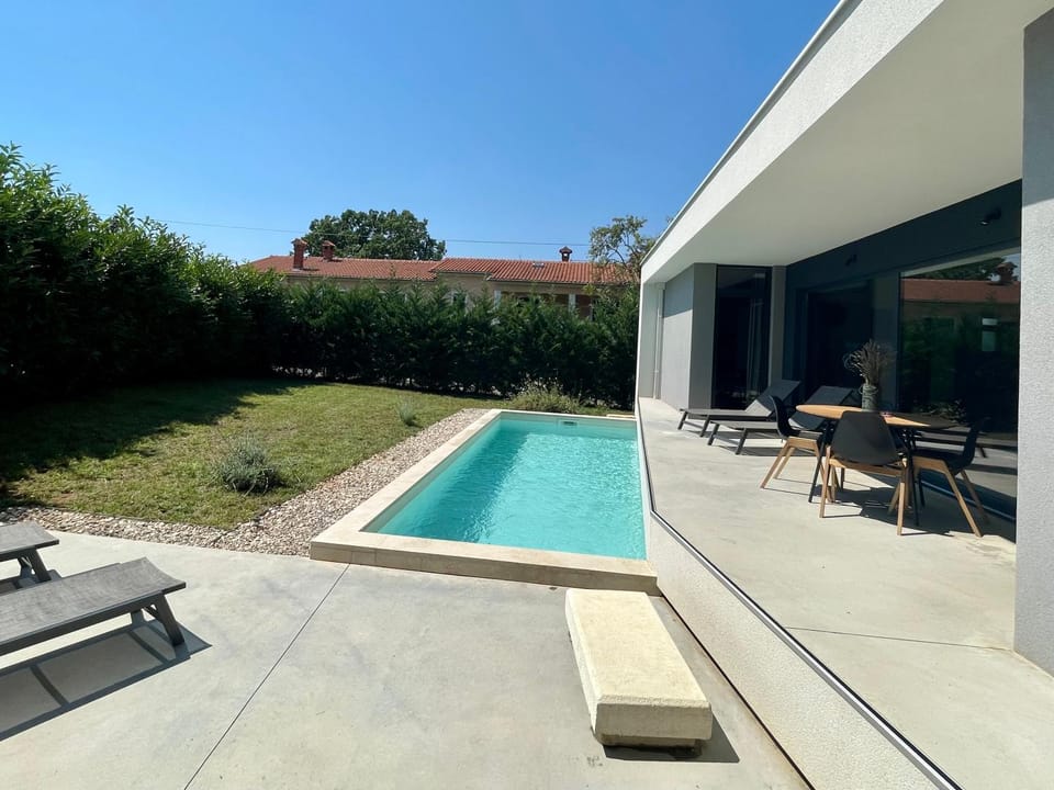 House Kova- homage to coalmining House in Istria County