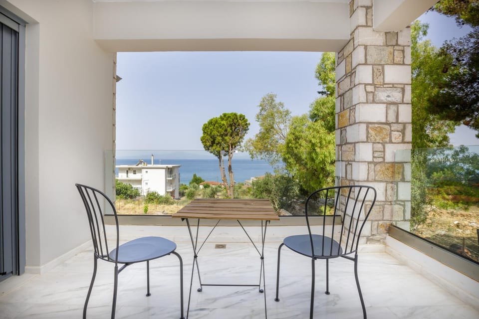 Balcony/Terrace, Garden view, Sea view