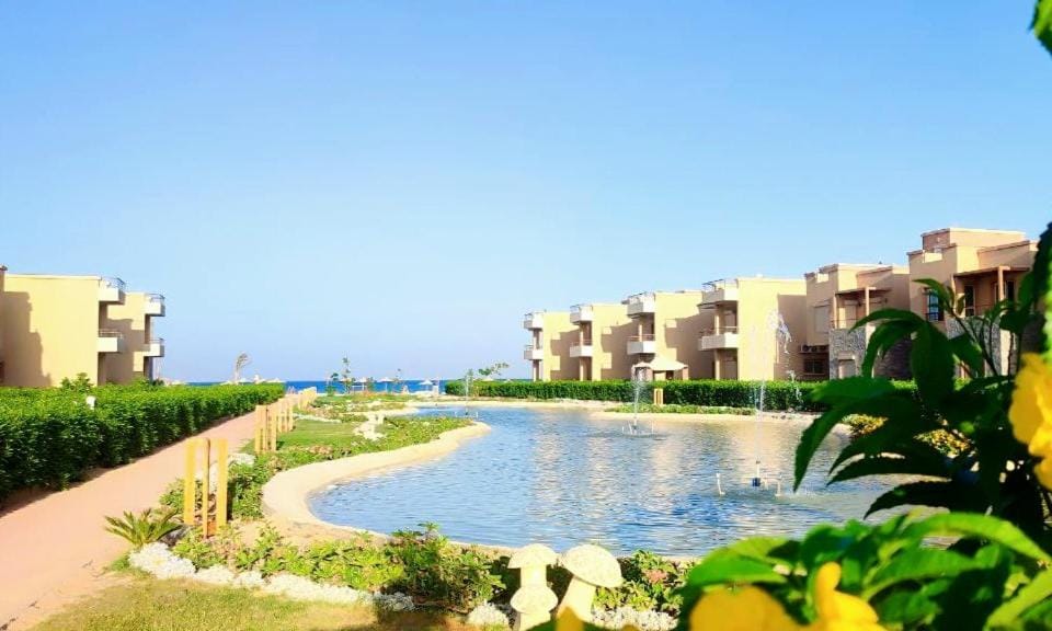 Property building, Nearby landmark, Garden view