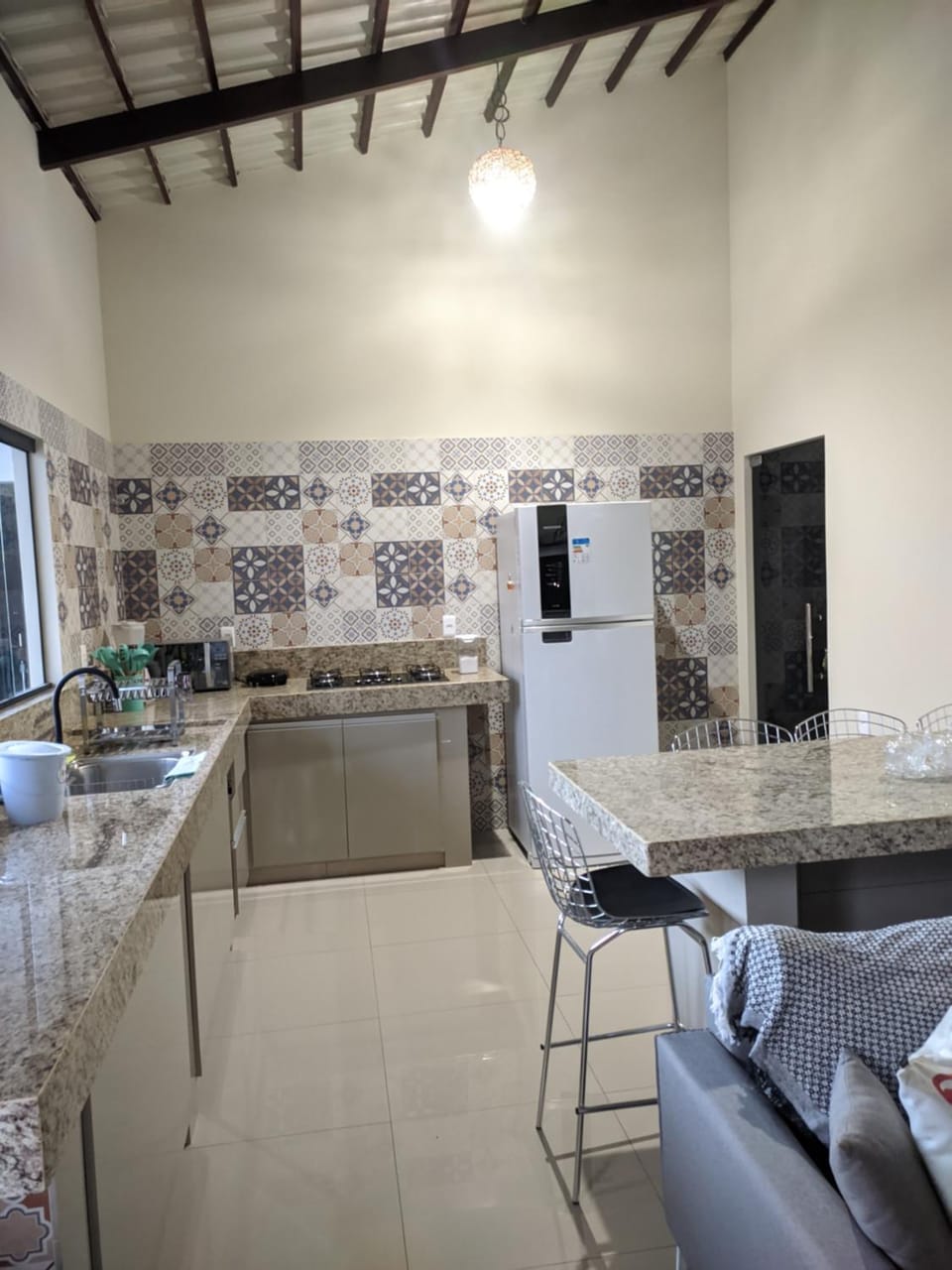 Kitchen or kitchenette, Communal kitchen