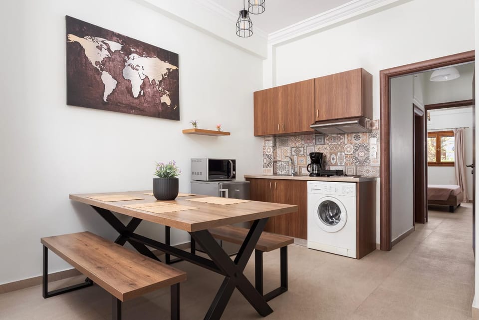 Seating area, Dining area, stove, toaster, washing machine