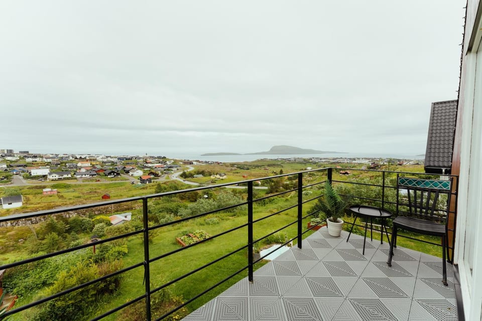 Balcony/Terrace, City view