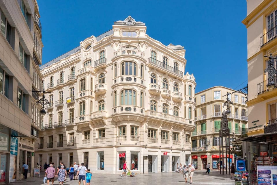 Facade/entrance, Off site, People, Shopping Area