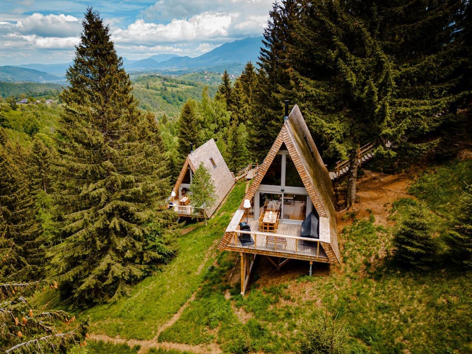 Strajerii Verzi Nature lodge in Brașov County