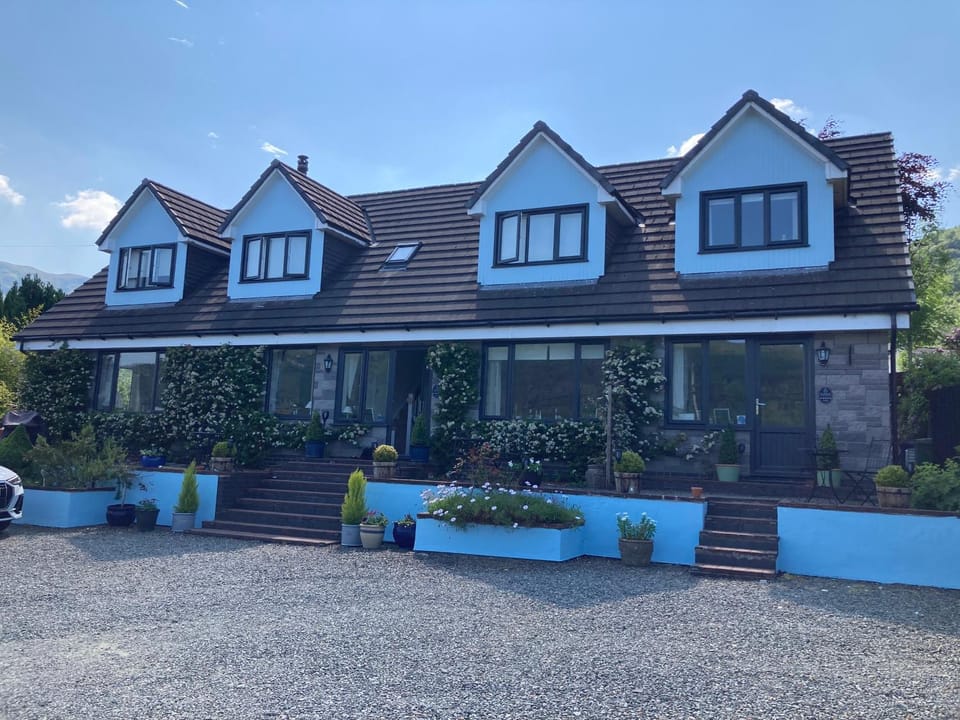 Property building, Balcony/Terrace